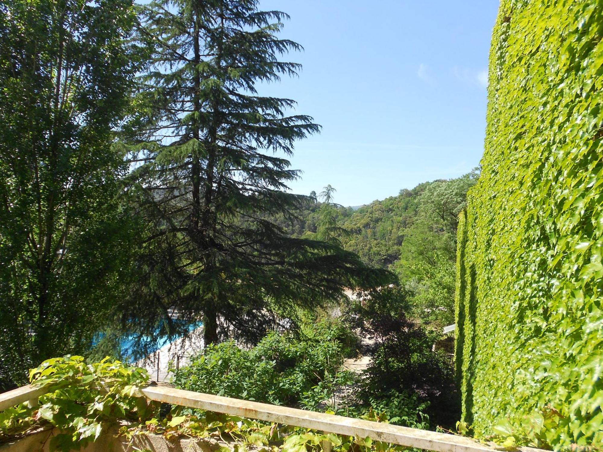 Apart'Hotel Les 4 Sources Corbes Bagian luar foto