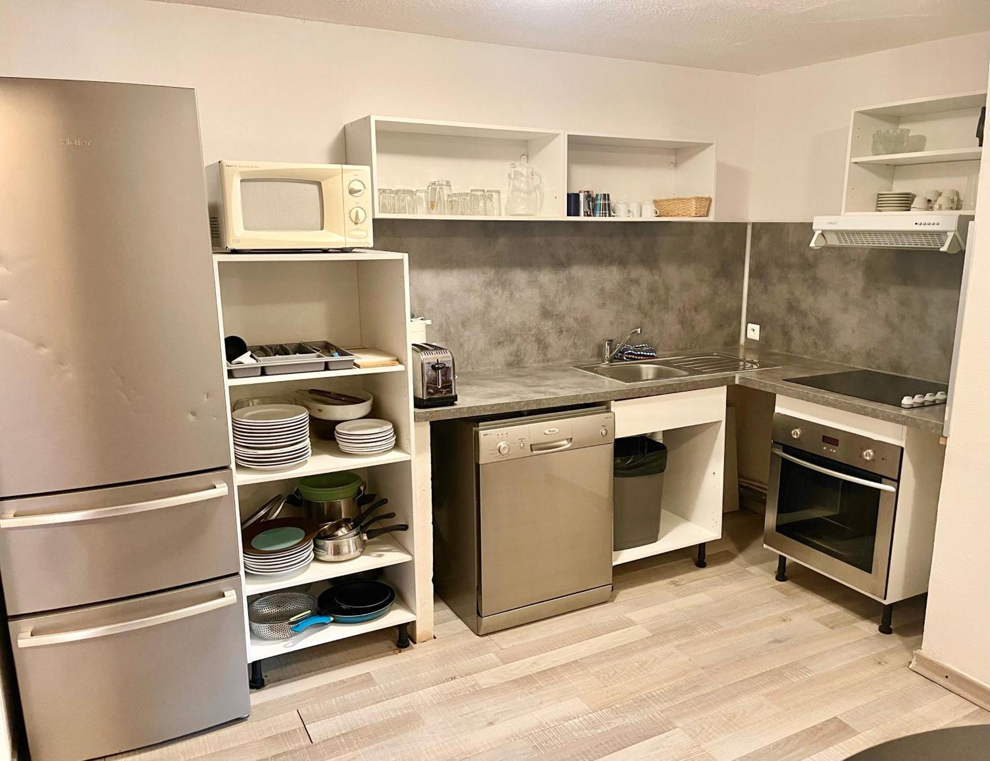 Apart'Hotel Les 4 Sources Corbes Bagian luar foto