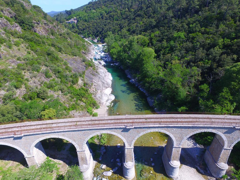 Apart'Hotel Les 4 Sources Corbes Bagian luar foto